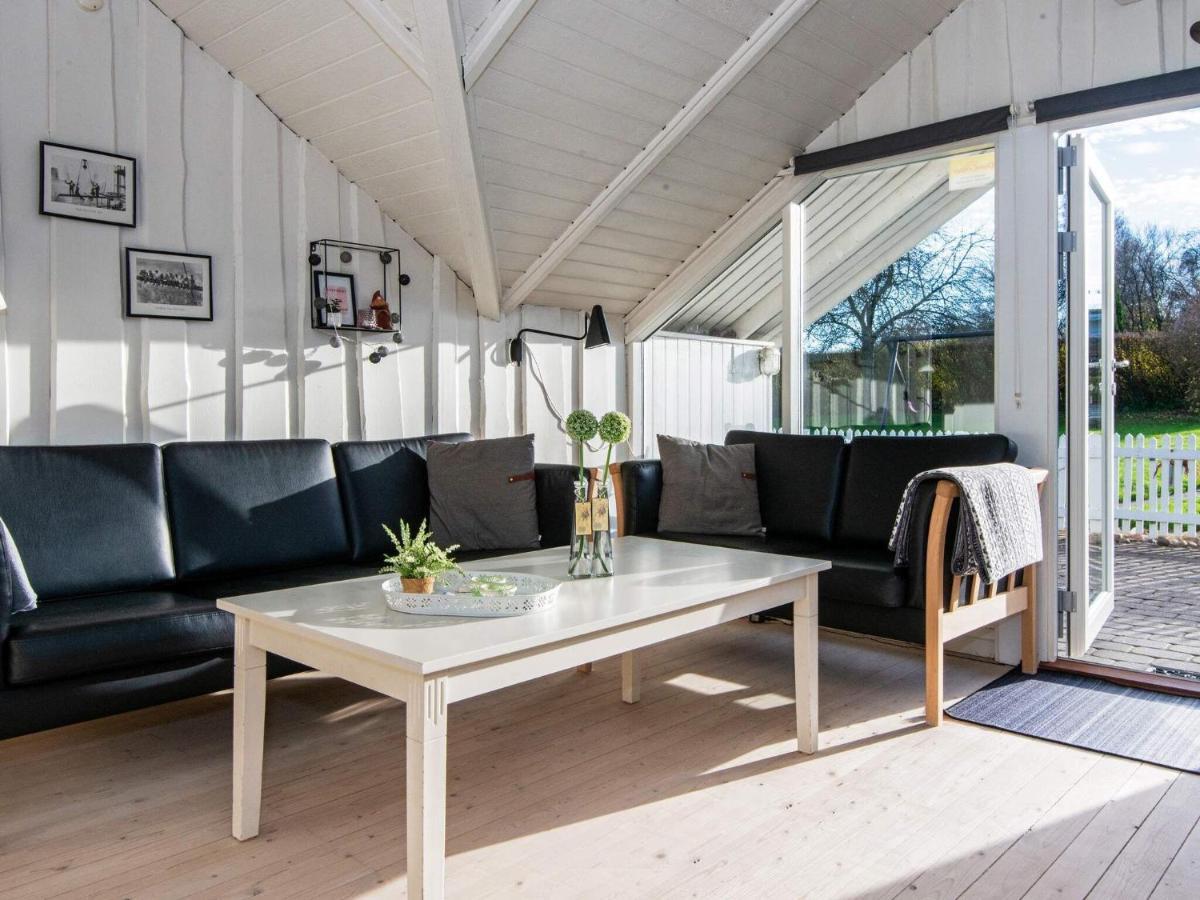 8 Person Holiday Home In Hejls Kültér fotó