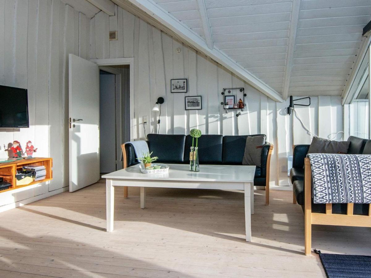 8 Person Holiday Home In Hejls Kültér fotó