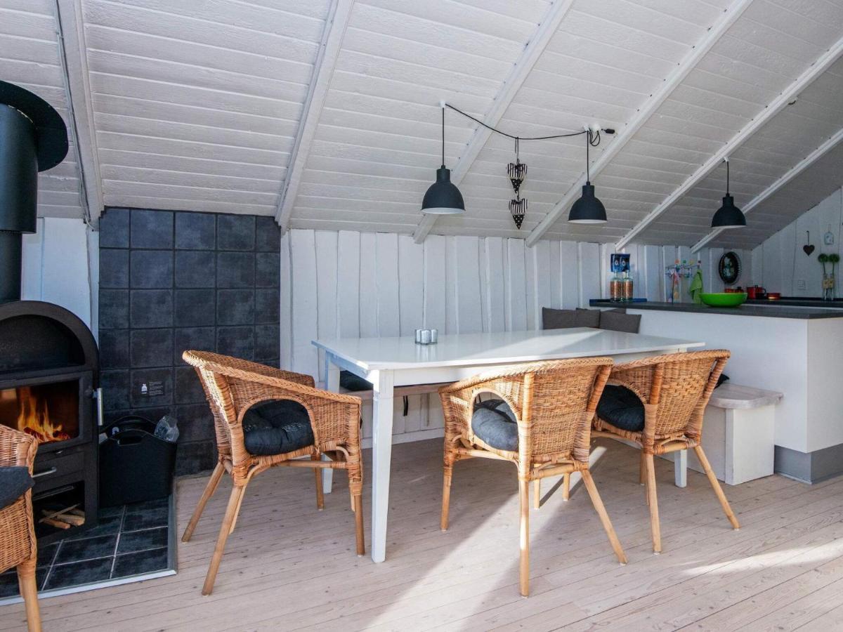 8 Person Holiday Home In Hejls Kültér fotó