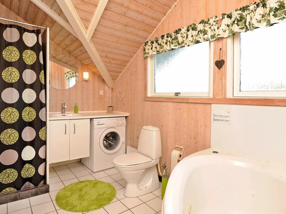 8 Person Holiday Home In Hejls Kültér fotó