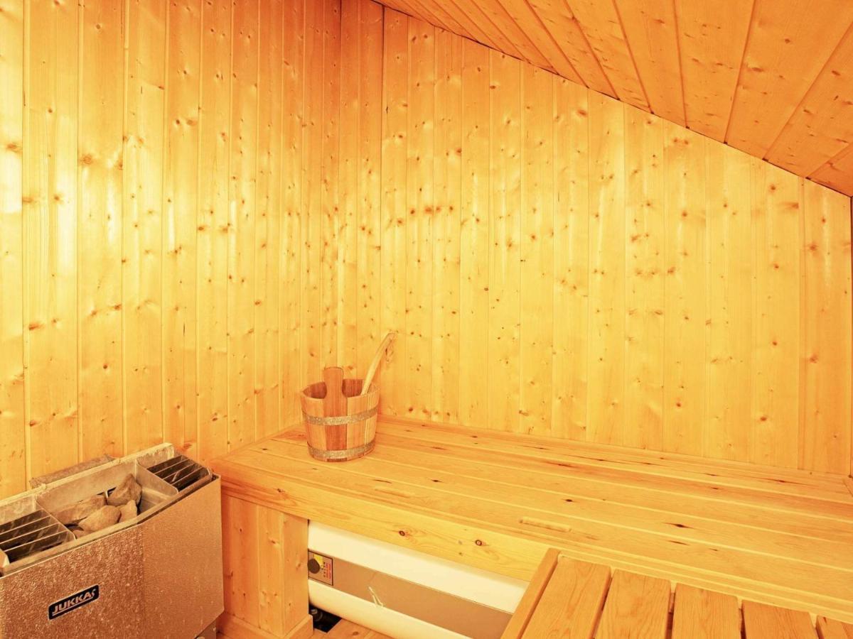 8 Person Holiday Home In Hejls Kültér fotó