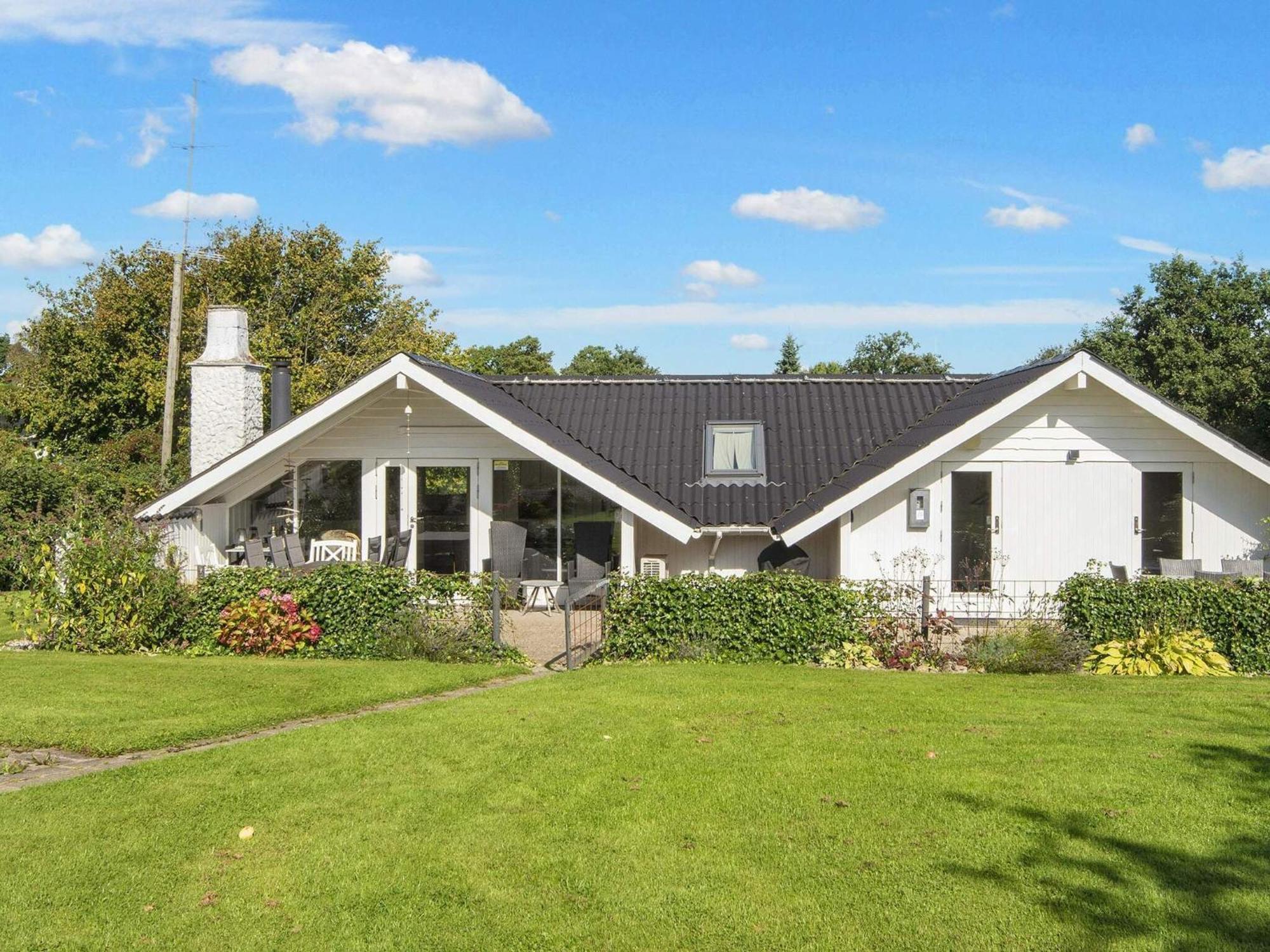 8 Person Holiday Home In Hejls Kültér fotó