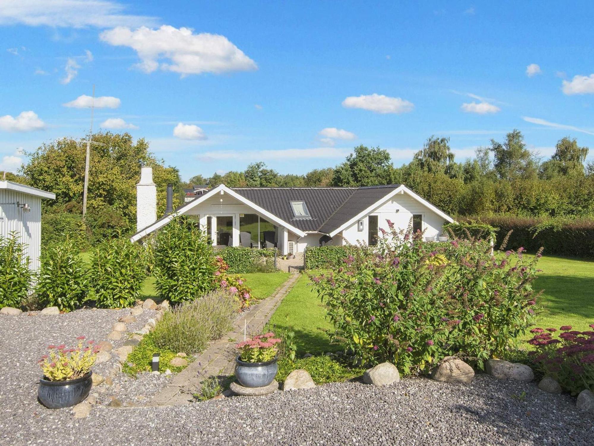 8 Person Holiday Home In Hejls Kültér fotó